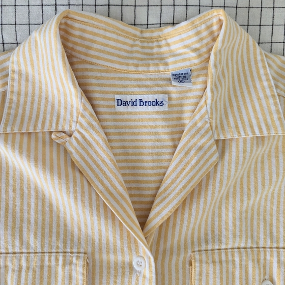 Vintage Yellow Stripe Button down short sleeve - Picture 5 of 9